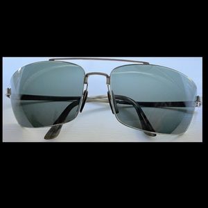 Hard To Find Maui Jim MJ-218-17 Black Rock Polarized Sunglasses Silver/Grey